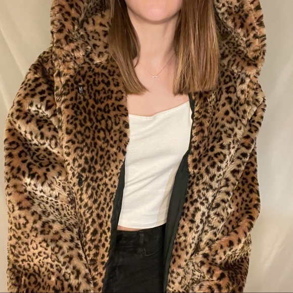 🐆 cheetah print faux fur coat with hood by duffel - Picture 3 of 8